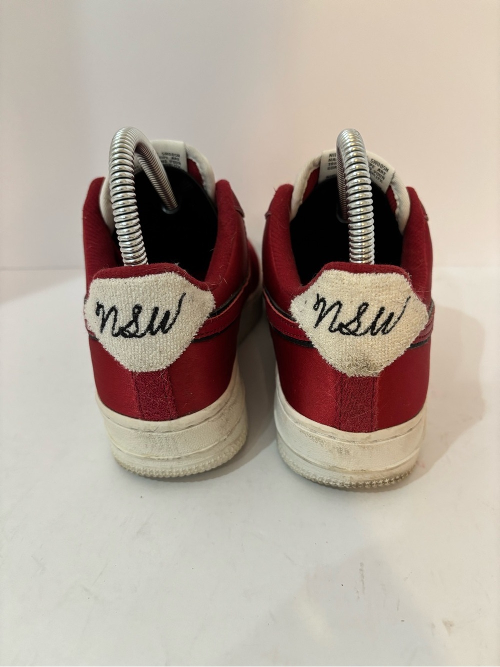 Nike‎ Air Force 1 Low Red Sneakers size 6 - Picture 4 of 9